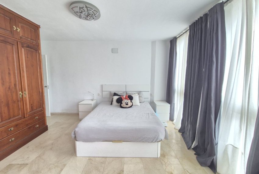 R5079898-Apartment-For-Sale-Estepona-Penthouse-4-Beds-130-Built-19