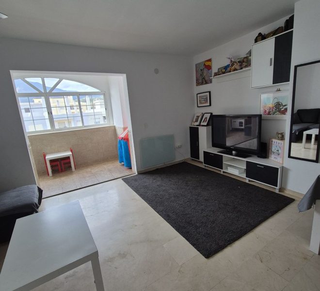 R5079898-Image 1-Penthouse - 4 Beds - 130 Built