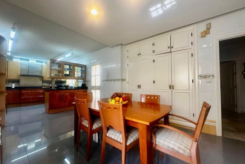 R5080243-Villa-For-Sale-Calahonda-Detached-5-Beds-503-Built-11
