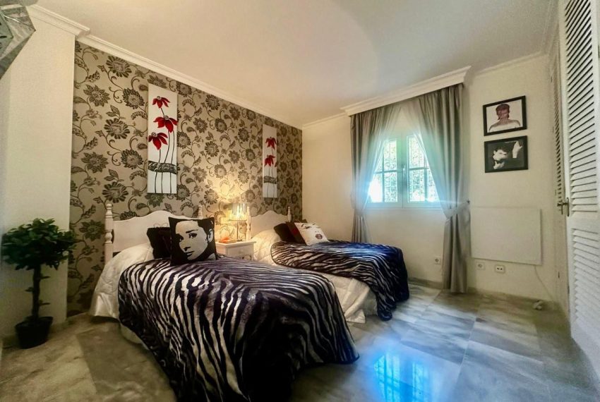 R5080243-Villa-For-Sale-Calahonda-Detached-5-Beds-503-Built-15