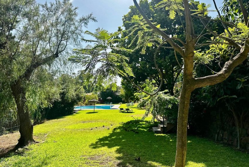 R5080243-Villa-For-Sale-Calahonda-Detached-5-Beds-503-Built-3
