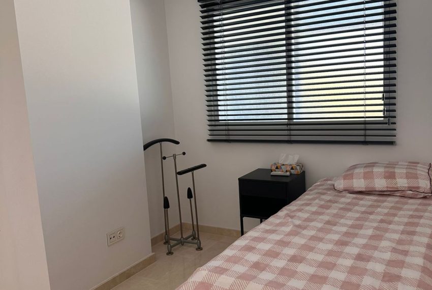 R5081131-Apartment-For-Sale-New-Golden-Mile-Penthouse-2-Beds-96-Built-11