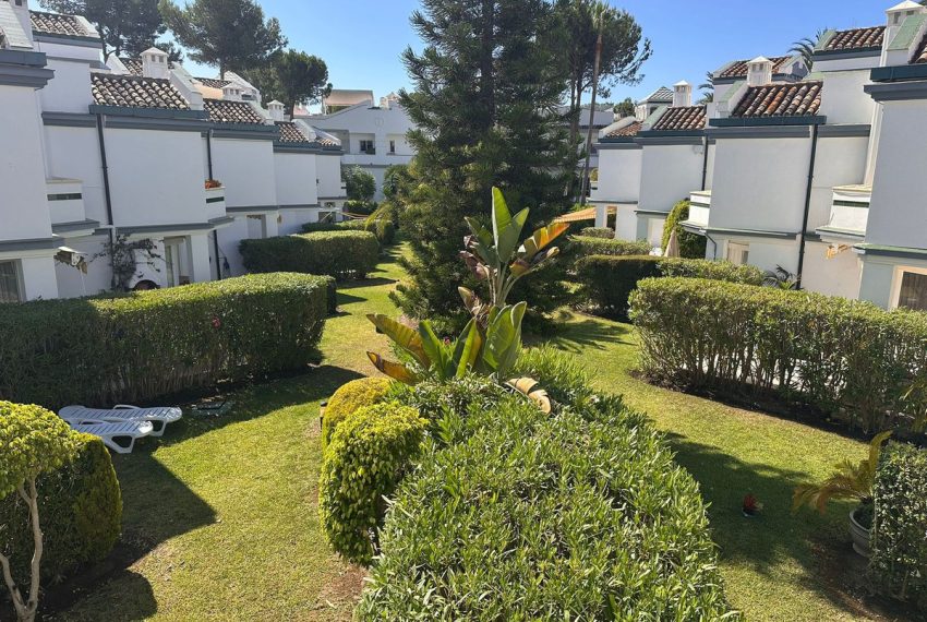 R5081131-Apartment-For-Sale-New-Golden-Mile-Penthouse-2-Beds-96-Built-13