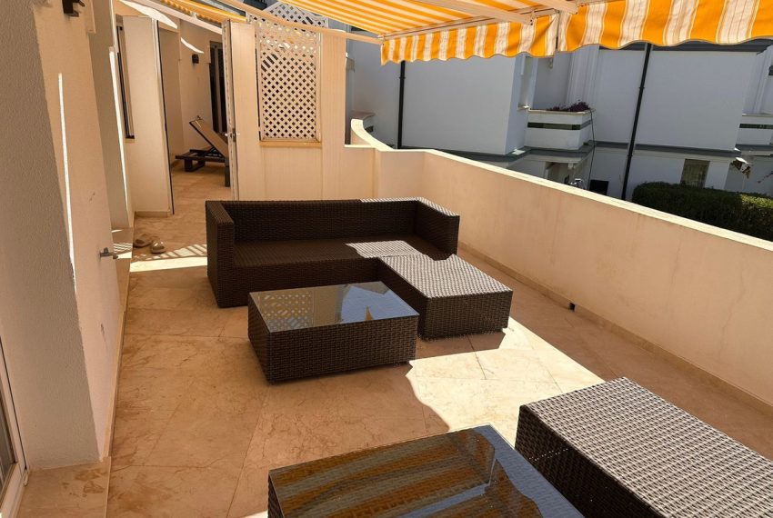 R5081131-Apartment-For-Sale-New-Golden-Mile-Penthouse-2-Beds-96-Built-16