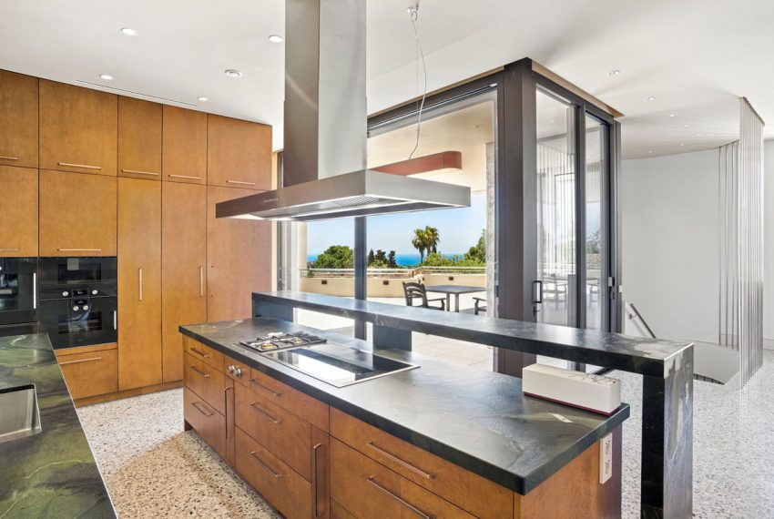 R5081764-Villa-For-Sale-Elviria-Detached-4-Beds-410-Built-3