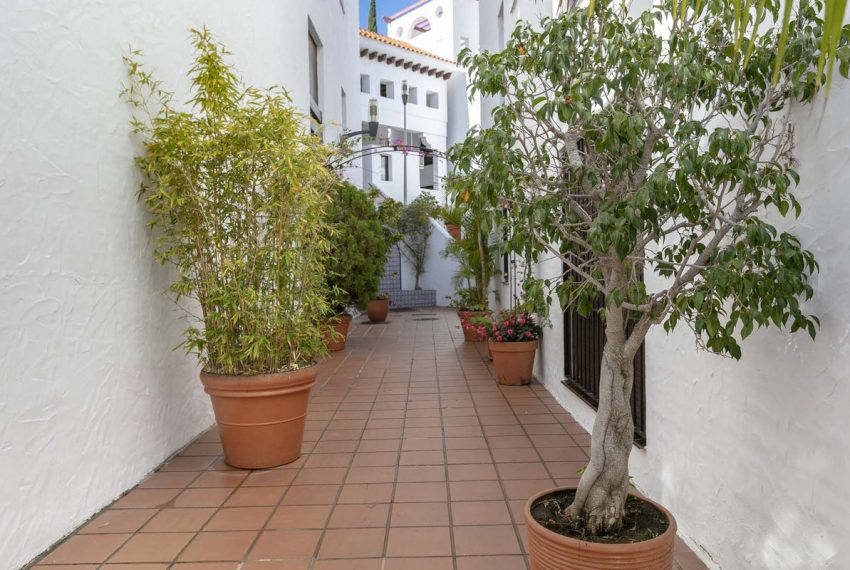 R5083240-Apartment-For-Sale-Nueva-Andalucia-Penthouse-2-Beds-100-Built-14
