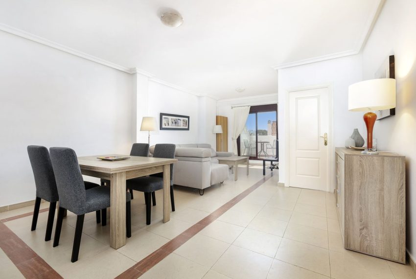 R5083240-Apartment-For-Sale-Nueva-Andalucia-Penthouse-2-Beds-100-Built-6