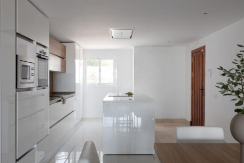 R5083303-Apartment-For-Sale-Nueva-Andalucia-Ground-Floor-2-Beds-217-Built-11
