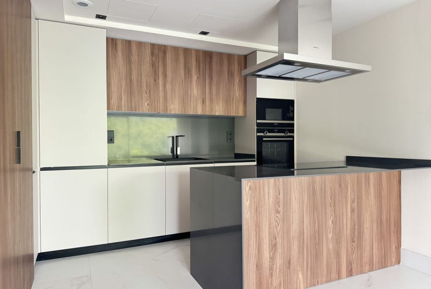 R5083369-Apartment-For-Sale-San-Pedro-de-Alcantara-Ground-Floor-3-Beds-150-Built-1