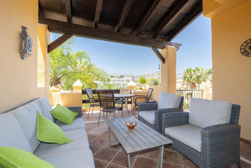 R5083792-Apartment-For-Sale-New-Golden-Mile-Penthouse-2-Beds-120-Built-2