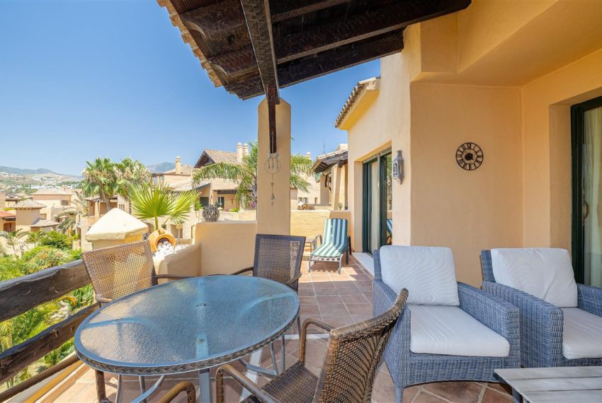 R5083792-Apartment-For-Sale-New-Golden-Mile-Penthouse-2-Beds-120-Built-5