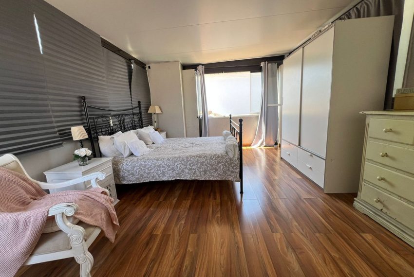 R5100985-Apartment-For-Sale-Marbella-Penthouse-Duplex-2-Beds-150-Built-3