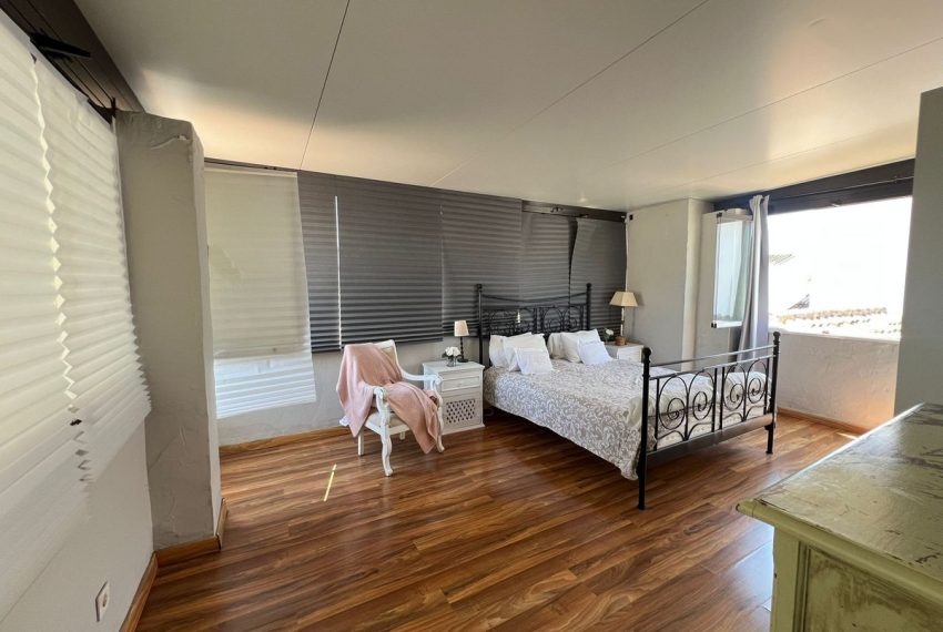 R5100985-Apartment-For-Sale-Marbella-Penthouse-Duplex-2-Beds-150-Built-5