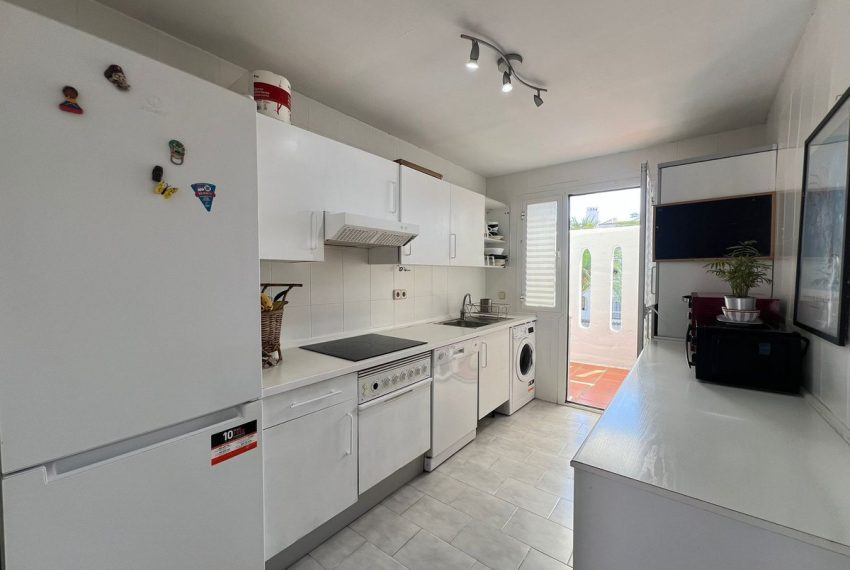 R5100985-Apartment-For-Sale-Marbella-Penthouse-Duplex-2-Beds-150-Built-9