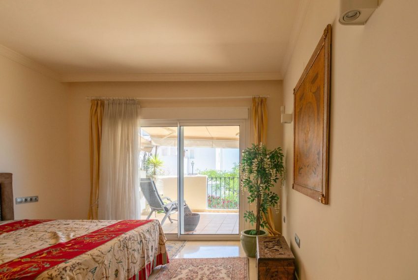 R5103535-Apartment-For-Sale-Nueva-Andalucia-Middle-Floor-2-Beds-100-Built-13