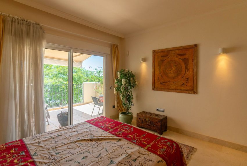 R5103535-Apartment-For-Sale-Nueva-Andalucia-Middle-Floor-2-Beds-100-Built-14