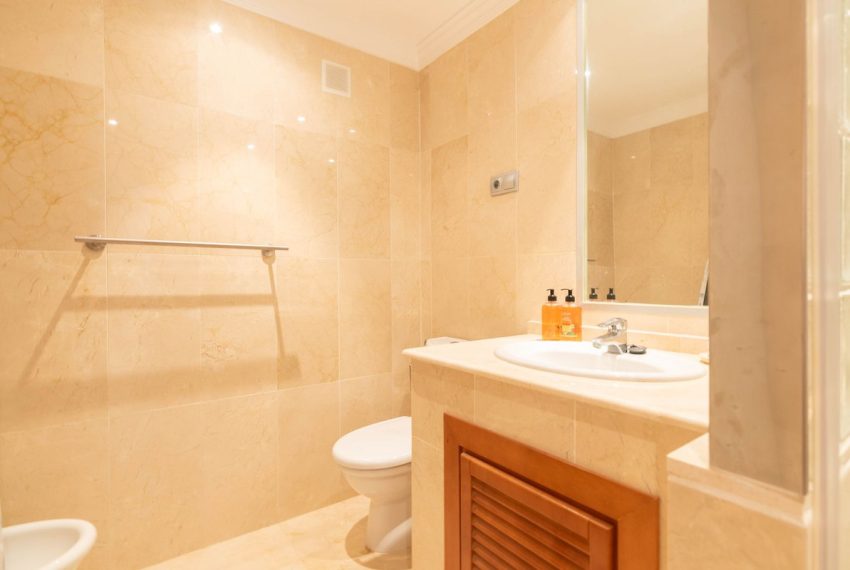 R5103535-Apartment-For-Sale-Nueva-Andalucia-Middle-Floor-2-Beds-100-Built-9