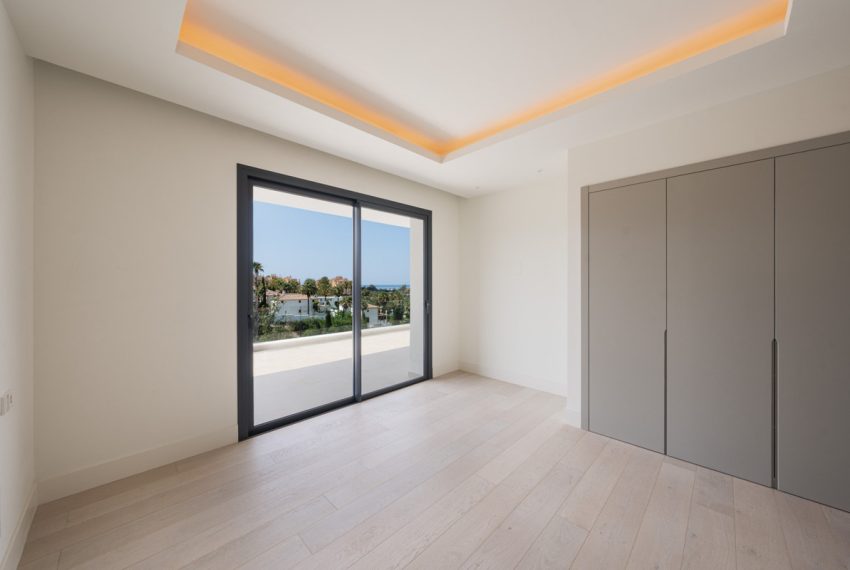 R5103631-Villa-For-Sale-Estepona-Detached-4-Beds-433-Built-16