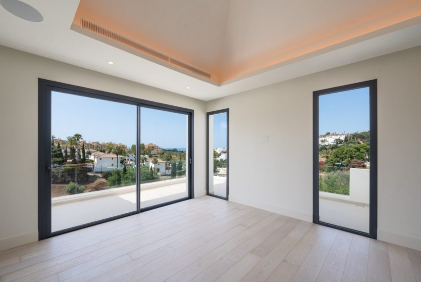 R5103631-Villa-For-Sale-Estepona-Detached-4-Beds-433-Built-7