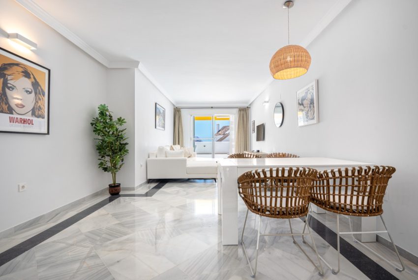 R5103670-Apartment-For-Sale-Nueva-Andalucia-Middle-Floor-2-Beds-160-Built-3