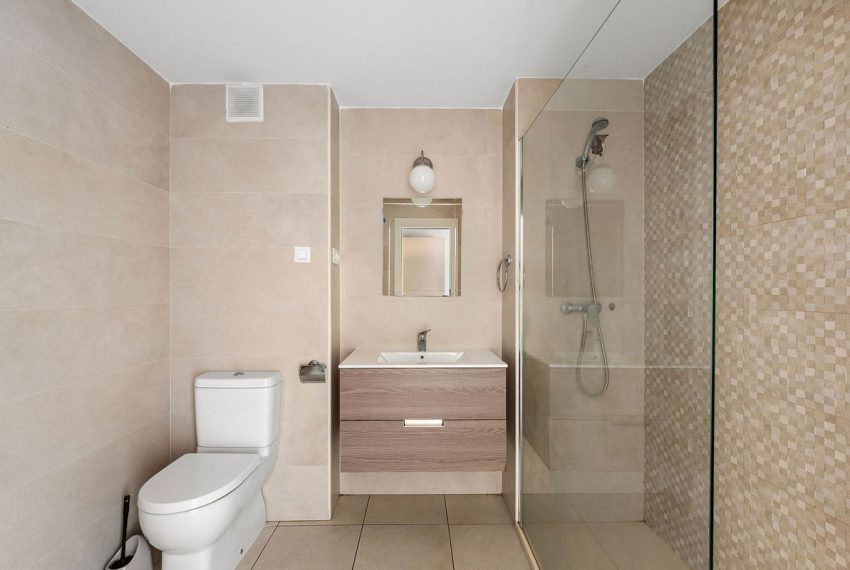 R5103913-Apartment-For-Sale-La-Campana-Middle-Floor-3-Beds-102-Built-11