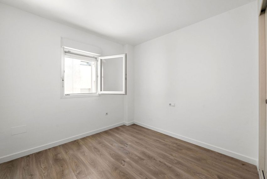 R5103913-Apartment-For-Sale-La-Campana-Middle-Floor-3-Beds-102-Built-14