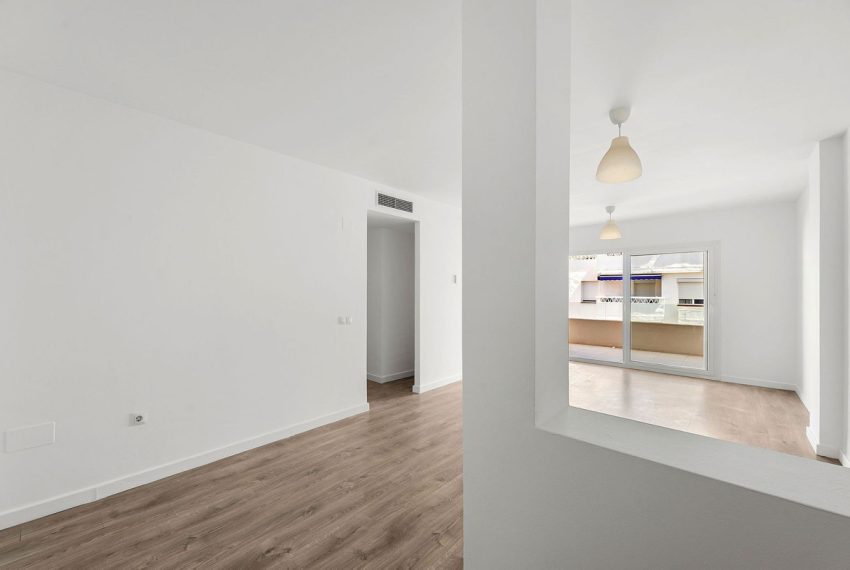R5103913-Apartment-For-Sale-La-Campana-Middle-Floor-3-Beds-102-Built-2