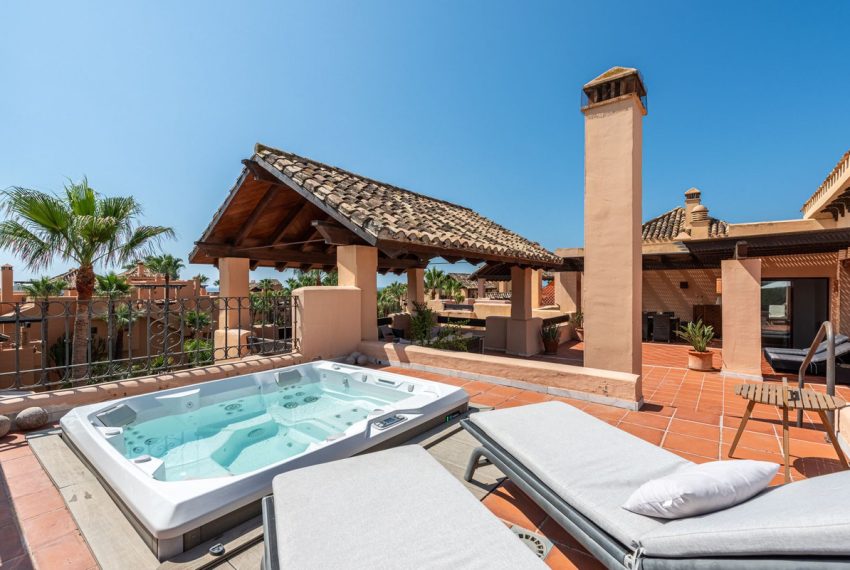 R5104255-Apartment-For-Sale-San-Pedro-de-Alcantara-Penthouse-3-Beds-158-Built