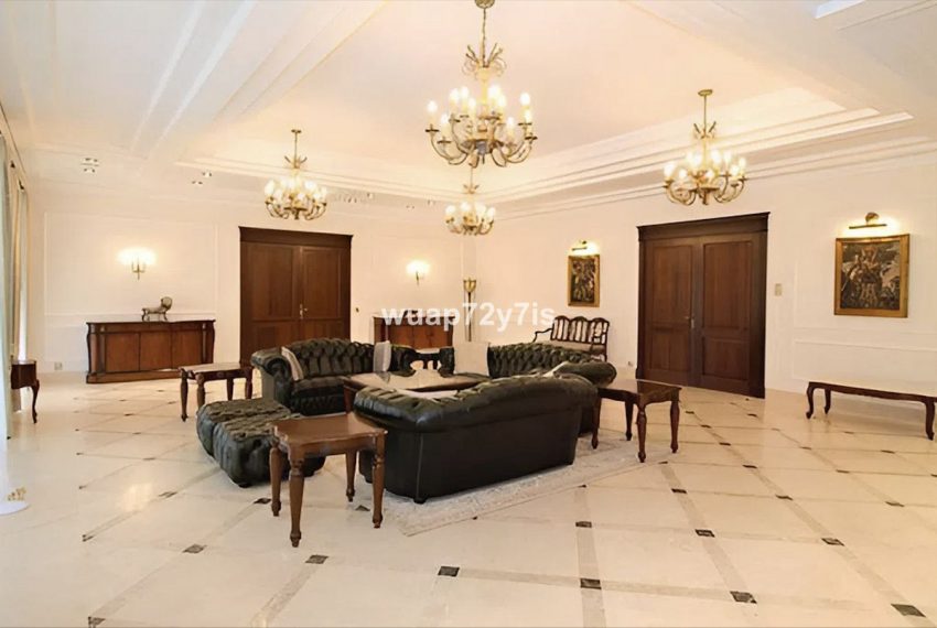 R5104297-Villa-For-Sale-Marbella-Detached-6-Beds-1018-Built-11