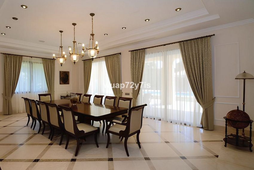 R5104297-Villa-For-Sale-Marbella-Detached-6-Beds-1018-Built-12