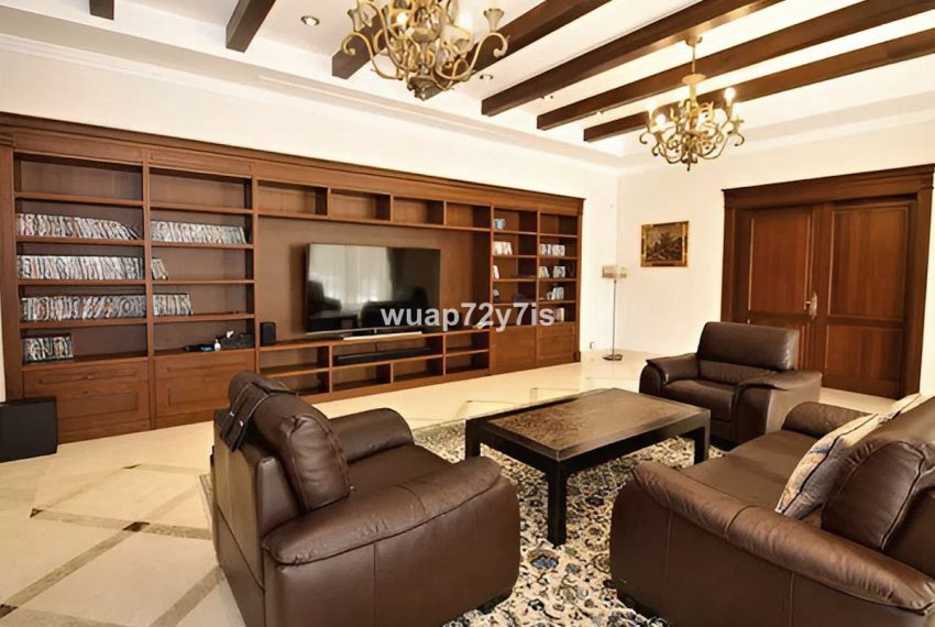 R5104297-Villa-For-Sale-Marbella-Detached-6-Beds-1018-Built-13