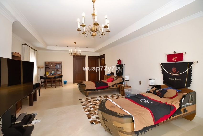 R5104297-Villa-For-Sale-Marbella-Detached-6-Beds-1018-Built-7
