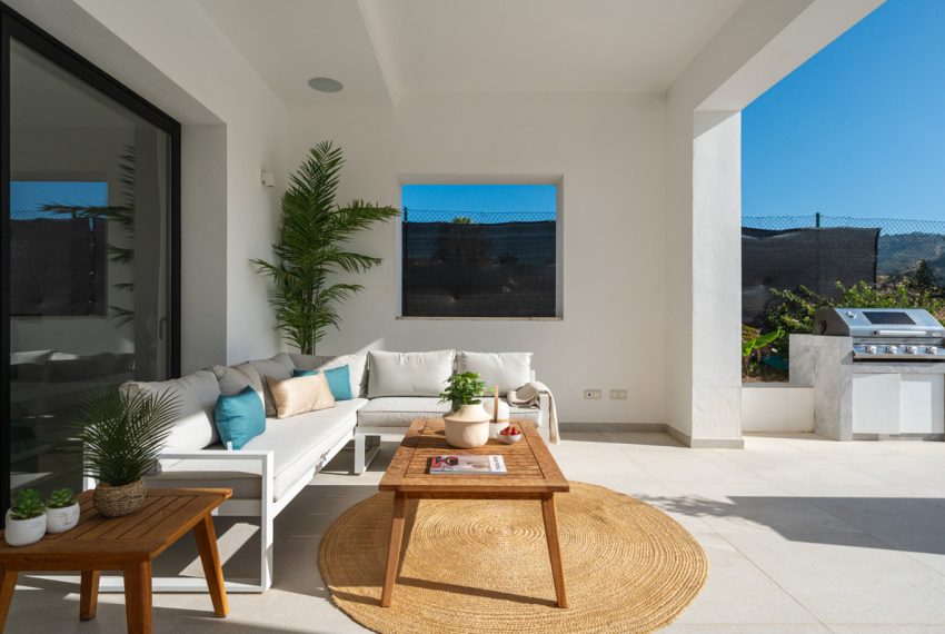 R5104471-Villa-For-Sale-Elviria-Detached-5-Beds-638-Built-10