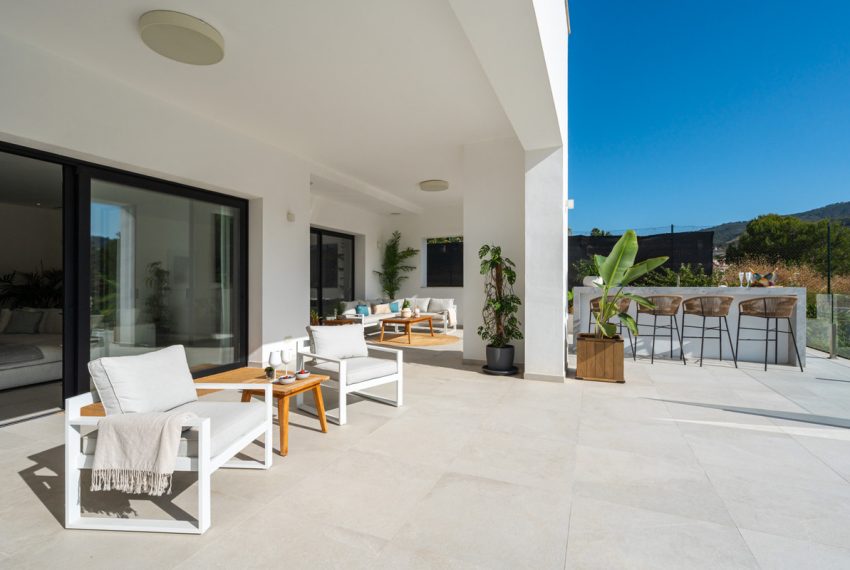 R5104471-Villa-For-Sale-Elviria-Detached-5-Beds-638-Built-11