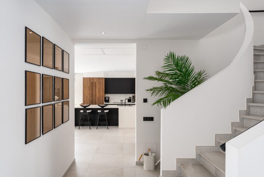 R5104471-Villa-For-Sale-Elviria-Detached-5-Beds-638-Built-17