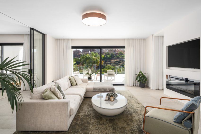 R5104471-Villa-For-Sale-Elviria-Detached-5-Beds-638-Built-5