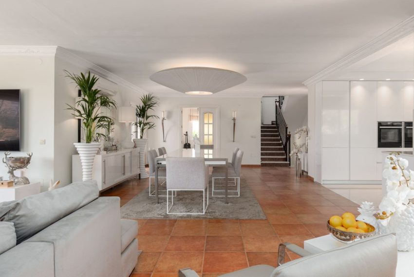 R5104783-Villa-For-Sale-La-Cala-de-Mijas-Detached-4-Beds-378-Built-5