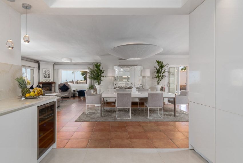 R5104783-Villa-For-Sale-La-Cala-de-Mijas-Detached-4-Beds-378-Built-6