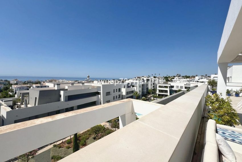 R5104981-Apartment-For-Sale-Estepona-Penthouse-4-Beds-124-Built-14