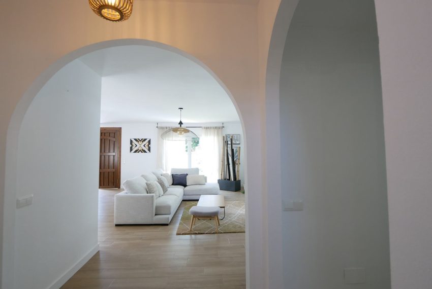 R5105011-Villa-For-Sale-Cabopino-Detached-3-Beds-223-Built-16