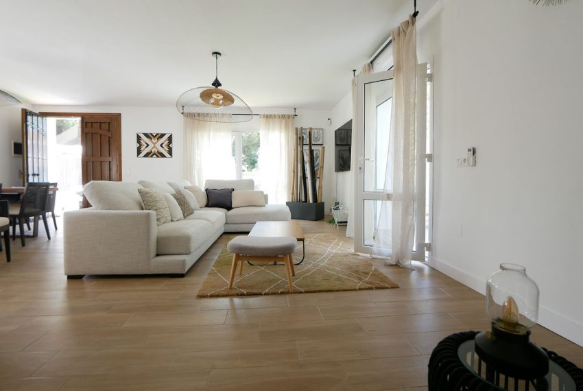 R5105011-Villa-For-Sale-Cabopino-Detached-3-Beds-223-Built-3