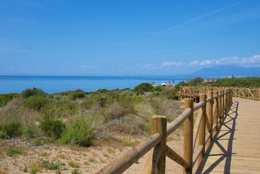 R5105011-Villa-For-Sale-Cabopino-Detached-3-Beds-223-Built