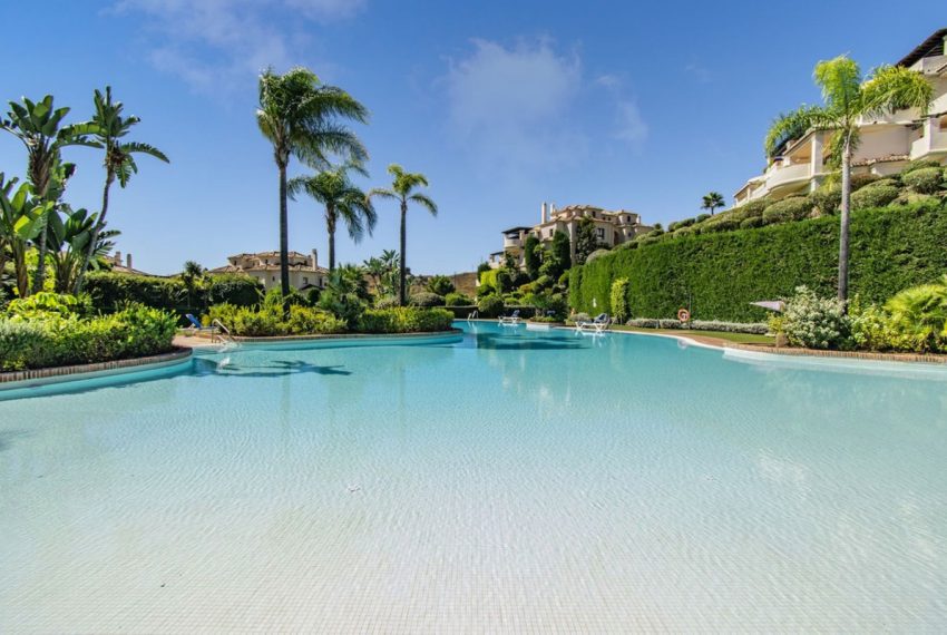 R5105041-Apartment-For-Sale-Benahavis-Middle-Floor-2-Beds-138-Built