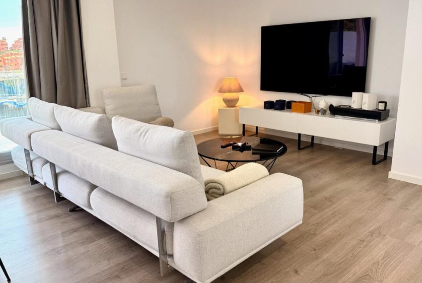 R5105095-Apartment-For-Sale-Estepona-Penthouse-2-Beds-200-Built-4
