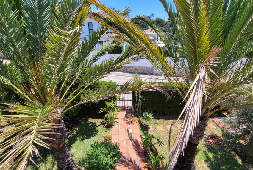 R5106082-Villa-For-Sale-Elviria-Detached-4-Beds-324-Built-2