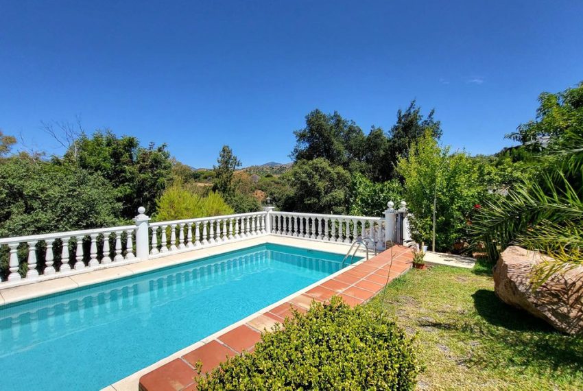R5106082-Villa-For-Sale-Elviria-Detached-4-Beds-324-Built-7