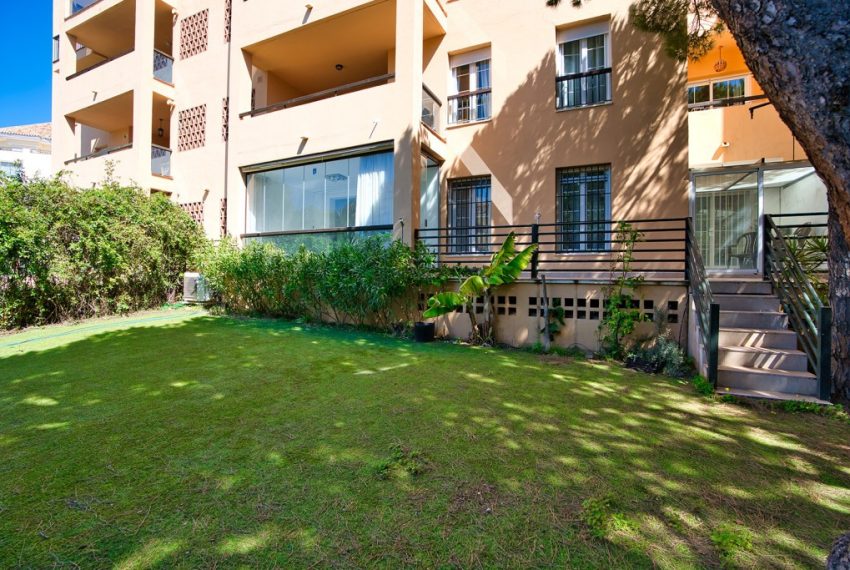 R5106193-Apartment-For-Sale-Marbella-Ground-Floor-3-Beds-111-Built-1