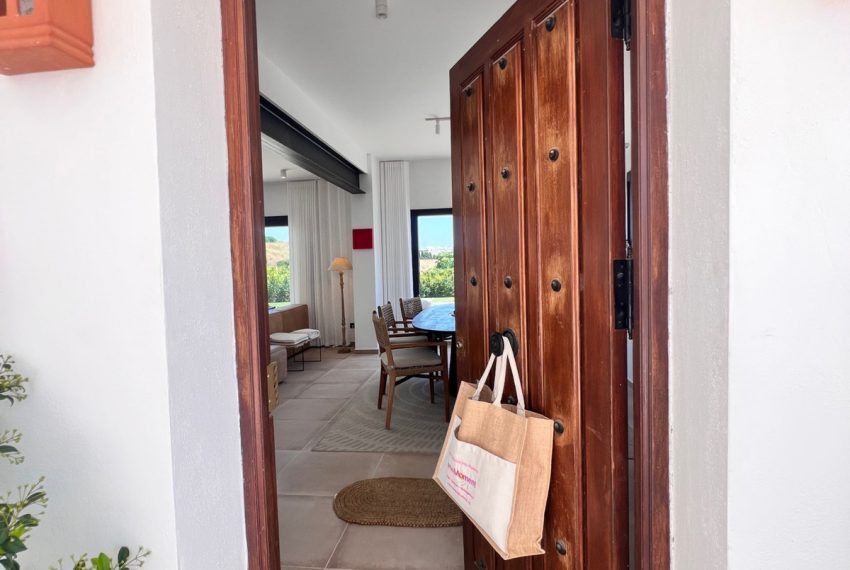 R5106574-Villa-For-Sale-Estepona-Detached-3-Beds-257-Built-2