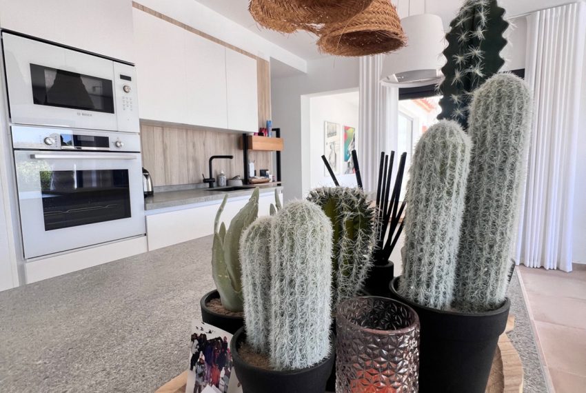 R5106574-Villa-For-Sale-Estepona-Detached-3-Beds-257-Built-9
