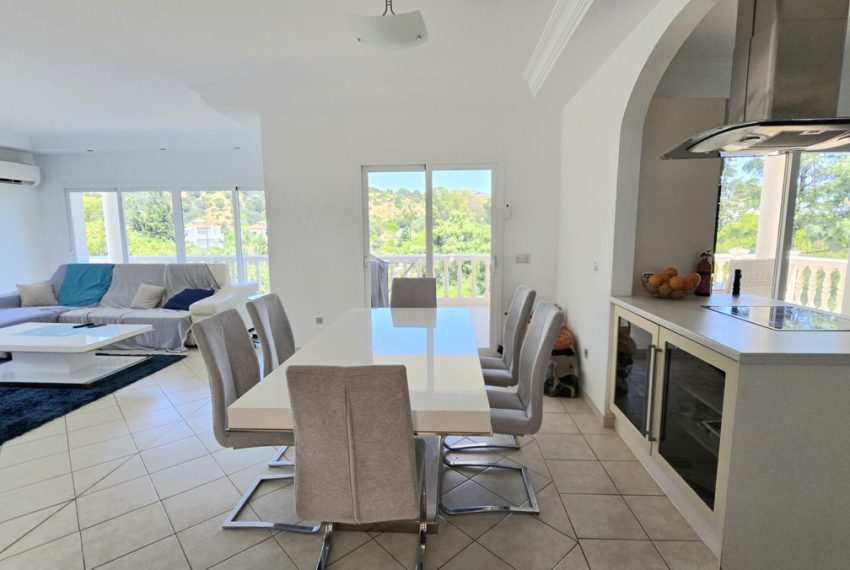R5107366-Villa-For-Sale-Calahonda-Detached-4-Beds-310-Built-6
